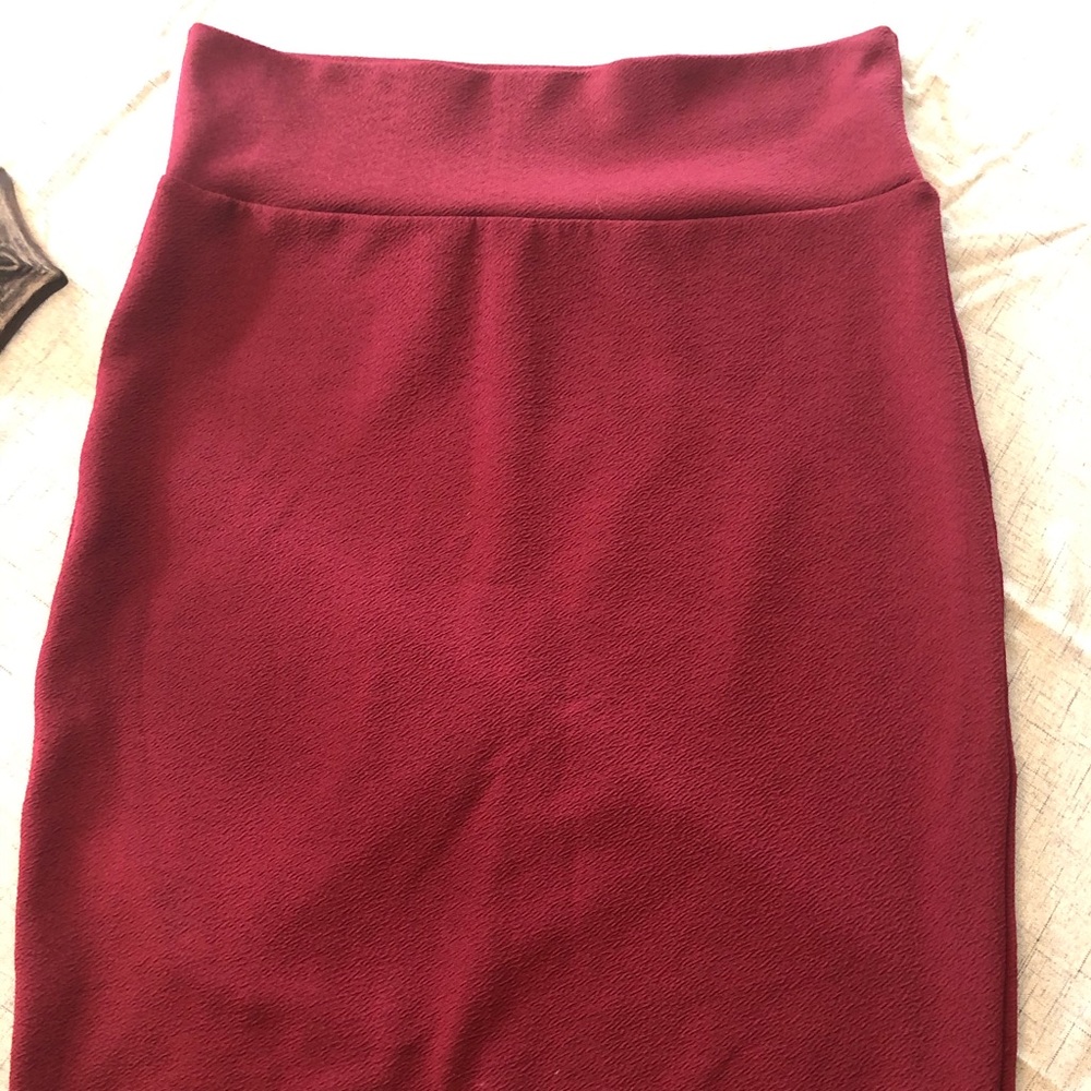 Maroon LuLaroe pencil skirt